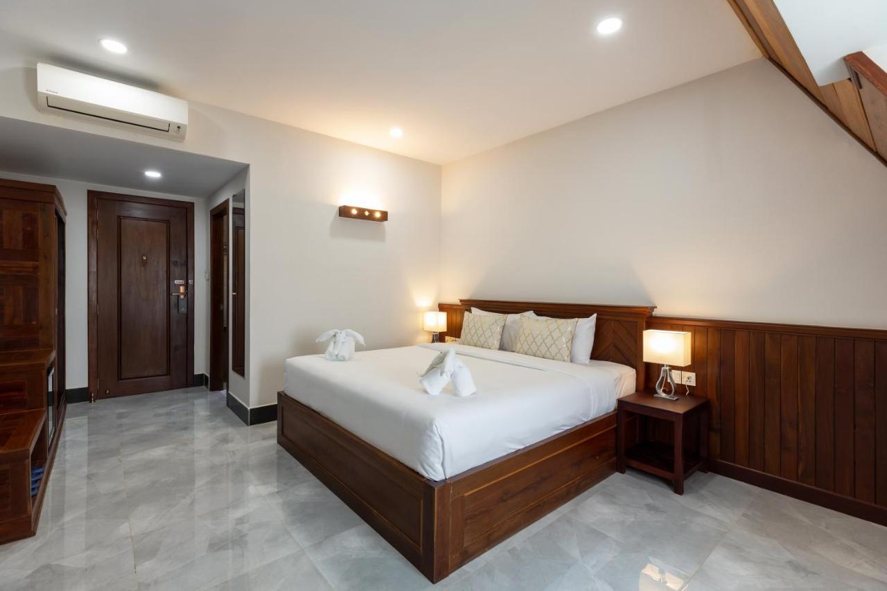 Blanc Smith Hotel 시엠리아프 외부 사진