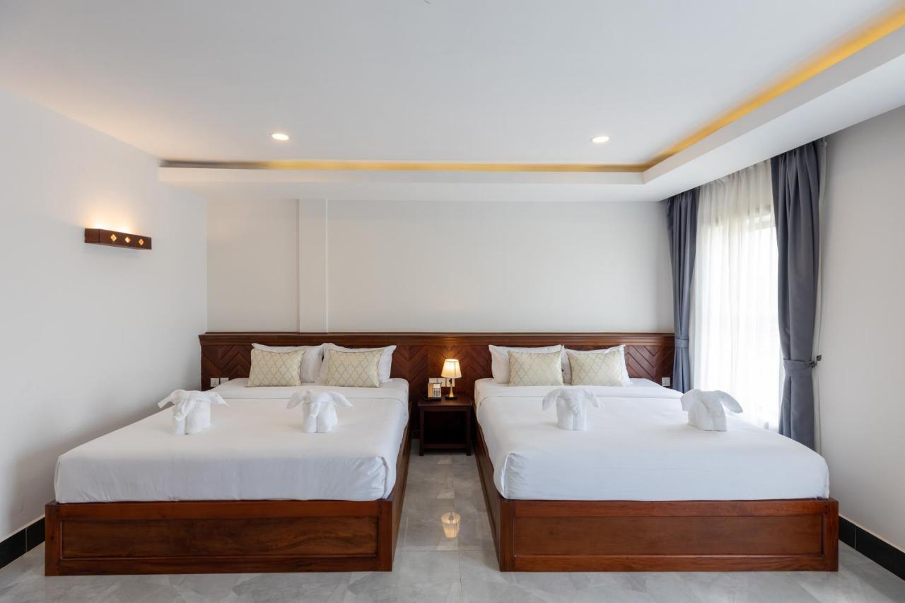 Blanc Smith Hotel 시엠리아프 외부 사진