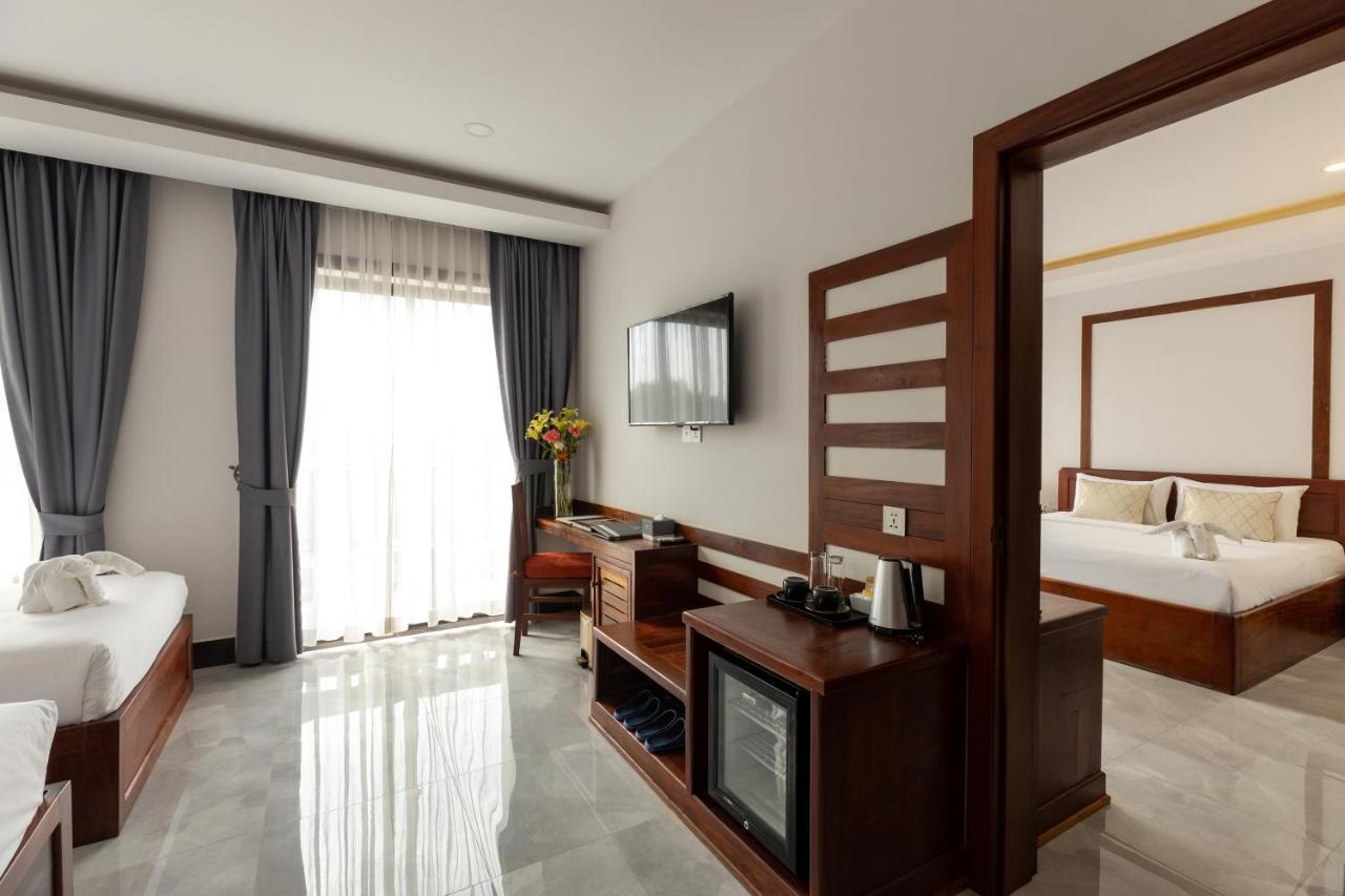Blanc Smith Hotel 시엠리아프 외부 사진