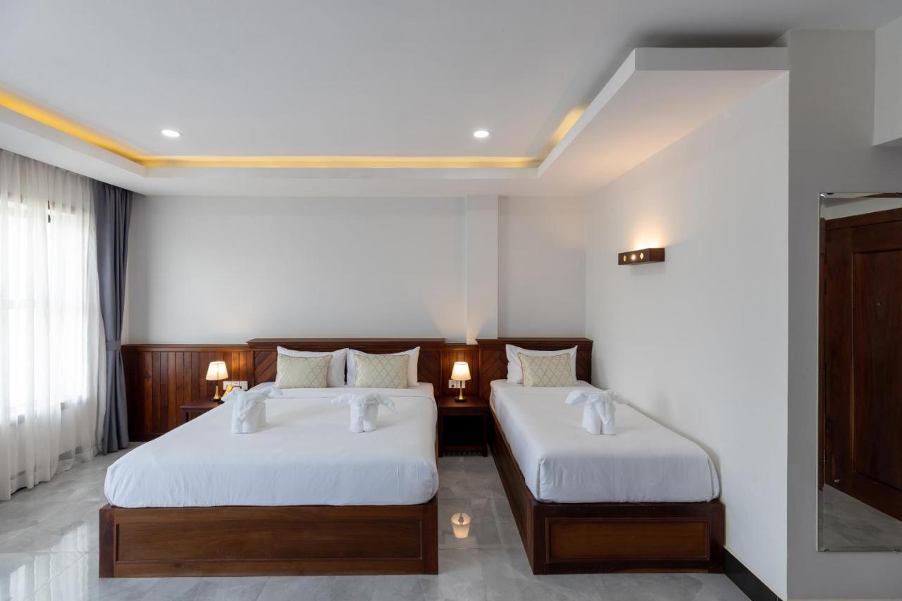 Blanc Smith Hotel 시엠리아프 외부 사진