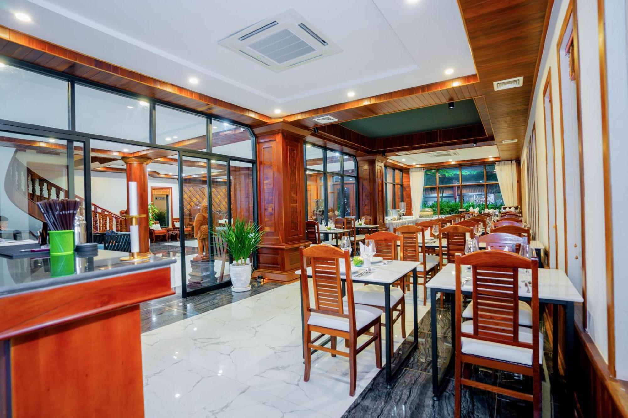 Blanc Smith Hotel 시엠리아프 외부 사진